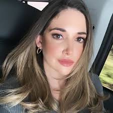 Alejandra Benitez (@alejandrabenitezh_)