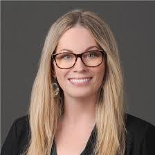 Melinda Hart's Instagram, Twitter & Facebook