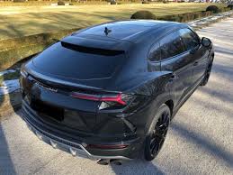 The name comes from the urus, the ancestor of modern domestic cattle, also known as the aurochs. Lamborghini Urus Fahren Sie Den Neuen Lambo Suv Zustellung Moglich