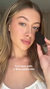 beautyblender&reg; pro