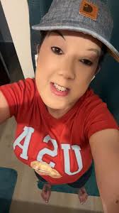 Single female seeking friends in Centennial area