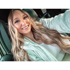 Rhiannon Larson (@rhiannon.larson) • Facebook