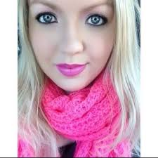 emily amend✊ (@emzamend)