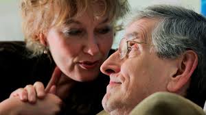 Tiene solo 7 segundos de memoria y solo recuerda la música y a su esposa