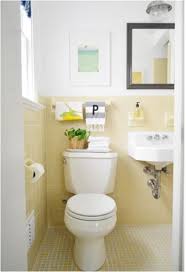 Solutions For Renters Bathrooms Centsational Style Yellow Bathroom Tiles Yellow Bathrooms Yellow Bathroom Walls