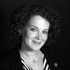 Lisa Maxfield's Instagram, Twitter & Facebook