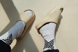 The Yeezy Slide Is The Best Thing I Ve Copped This Year Yeezy Slides Yeezy Swag Shoes