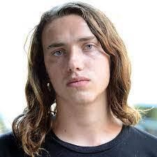 Luke Scarpulla's Instagram, Twitter & Facebook