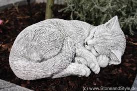 Susse Katzenfigur Aus Stein Beetfigur Garten Deko Katze Cute Sleeping Cat Build Garden Decoration Made By Sto Cat Art Animal Sculptures Sculpture Art Clay