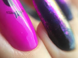Manicure Kombinowany Czyli Malowanie Pod Skorki Lakierem