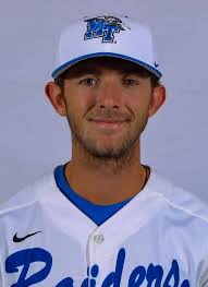 Rivera back to mound after life-threatening surgeries