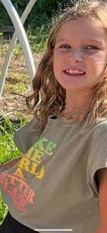 Amber Otey's Instagram, Twitter & Facebook