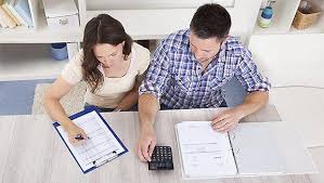 Non sono previste agevolazioni per le case non locate di proprietà di anziani o disabili residenti in strutture di lungodegenza, né per gli italiani residenti all'estero, iscritti a.i.r.e. Ivie Imu Su Case All Estero