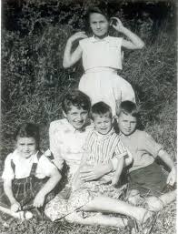 Young fred and rosemary west. Killer Rose West Was In Total Denial About Her Sexually Abusive Father New Documentary Claims Daily Mail Online