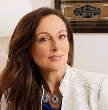 Jacqueline Anaya's Instagram, Twitter & Facebook