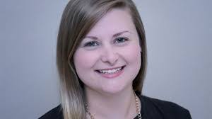 Renee Marchant's Instagram, Twitter & Facebook