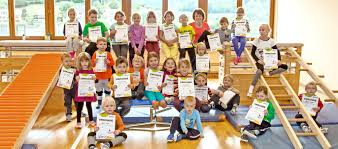 30 Kinder erwerben beim TSV Neuhütten Abzeichen