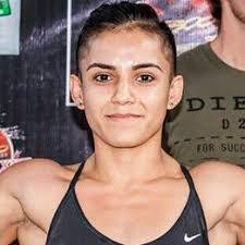 Stephanie Winder's Instagram, Twitter & Facebook