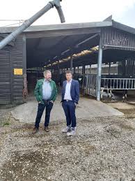 Diese ist auf riswick seit 1996 ansässig. Informationsbesuch Auf Haus Riswick In Stephan Haupt Mdl Facebook