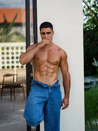 aprovecha q aquí estoy