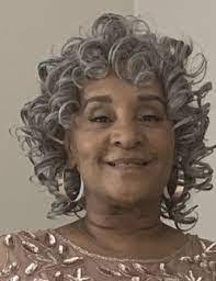 Fannie Howell's Instagram, Twitter & Facebook