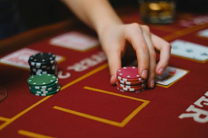 How Technology Has Changed the Experience of Live Casino Games | Ante Up Magazine