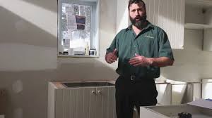 Comment Fixer Le Lavabo Sous Le Comptoir Undermount Youtube