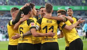 Hier seid ihr hautnah dabei wie sonst nur auf der südtribüne! Bvb Borussia Dortmund Gegen Den Fc Bayern Munchen Heute Live Im Tv Livestream Liveticker