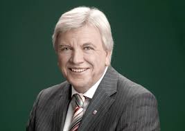 Volker bouffier wünscht frohe weihnachten. Offener Brief An Volker Bouffier Und Michael Roth Junge Europaische Foderalisten Hessen
