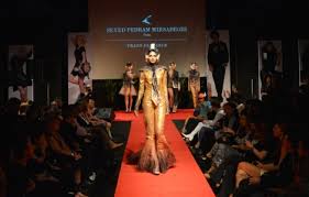 Check 'bachelor's degree' translations into malay. Bachelor Of Arts Hons In Fashion Design Limkokwing University Of Creative Technology