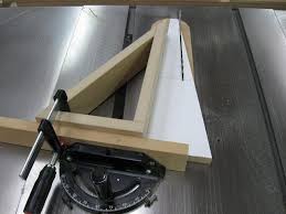 All Angle Miter Gauge Guide A Onglets Pour Tout Angle Bricolage Bois Outillage Bois Bricolage Maison
