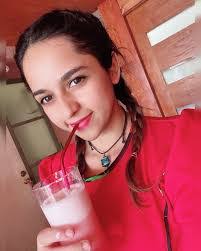 Kari Cortes's Instagram, Twitter & Facebook