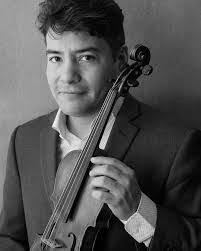 Reyes Mendoza's Instagram, Twitter & Facebook