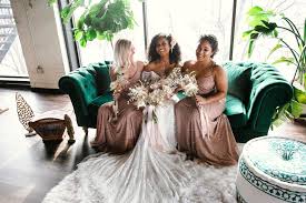 Ross Victoria Tropical Wedding Inspiration Honolulu Oahu Hawaii Wedding Photographer Elopement Engagement Family Photographers In Oahu Hawaii Joha Hawaii Wedding Photographer Tropical Wedding Inspiration Hawaii Wedding Photography