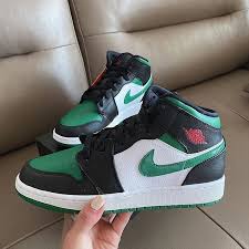Nike Air Jordan 1 Mid Pine Green 554724 067 In 2020 Air Jordans Jordan 1 Mid Mens Fashion Nike
