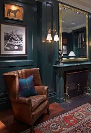 Following The Success Of Its Brother Shop In New York City Take A Tour Of The First Polo Ralph Lauren Outpost Herrenzimmer Einrichten Wohnen Innenarchitektur