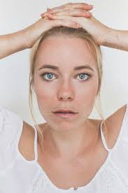 Julia Mai's Instagram, Twitter & Facebook