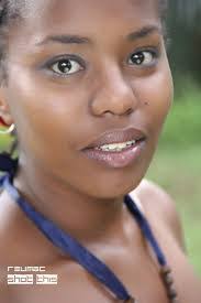 Kari Grounds's Instagram, Twitter & Facebook