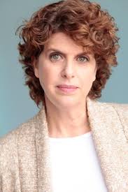 Rising Star Deb Snyder: “You don't have to be a hot mess to be talented”