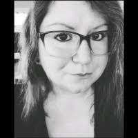 Eden Brown's Instagram, Twitter & Facebook