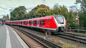 S Bahn Hamburg Startet Probebetrieb Mit Neuen Zugen