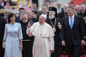 Vizita papei în românia, transmisă în condiții deosebite. Papa Francisc Incepe La Bucuresti Vizita IstoricÄ In Romania MÄsuri Drastice De Securitate Si RestricÅ£ii De Trafic