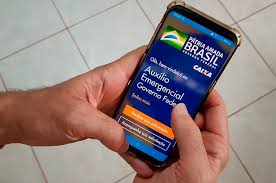 O auxílio emergencial também conhecido como coronavoucher, é um benefício instituído no brasil pela lei de nº 13.982/2020 que prevê o repasse de 600 reais mensais a trabalhadores informais e de baixa renda, microempreendedores individuais e também contribuintes individuais do instituto. Mp Do Auxilio Emergencial De R 300 Ate Dezembro Chega Ao Congresso Senado Noticias