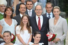 Maybe you would like to learn more about one of these? Los Principes Alberto Y Charlene Carolina De Monaco Y Sus Hijos En El Picnic De Monaco La Familia Real De Monaco En Imagenes Foto En Bekia Actualidad