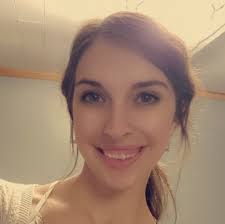 Amber Daub's Instagram, Twitter & Facebook