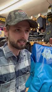 WKND dans l'bois S01EP01 -Chasse à l'ours-