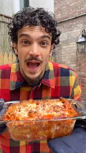 Pasta al forno and baked ziti are very similar, the big difference is in  the quality and freshness of the ingredients., In Italy every region has  its different variations: some add eggs, some ham, ...