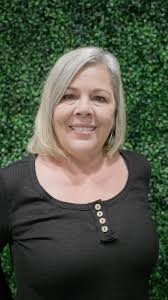 Congratulations to our surgery assistant, Eloisa Oquendo, for passing her  DAANCE certification examination! Dental Anesthesia Assistant National  Certification Examination (DAANCE) is a two-part continuing education  program comprised of approximately 36 ...