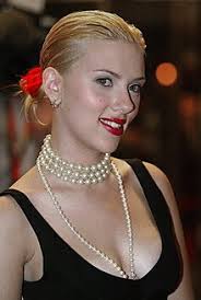 Scarlett johansson red dress snl (youtu.be). Scarlett Johansson Wikipedia