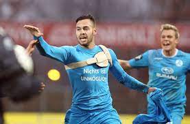 By birth he was not a profession, he made his place with his dignity and hard work. Ex Kickers Spieler Tragt Defibrillator Daniel Engelbrecht Rat Spielern Zu Herzchecks Fussball Stuttgarter Zeitung